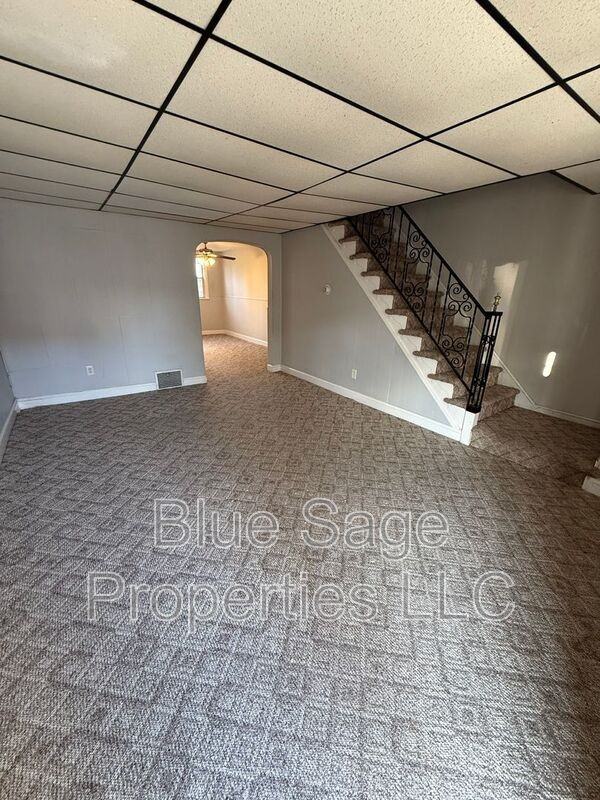 37 Concord Rd - Photo 2 of 16