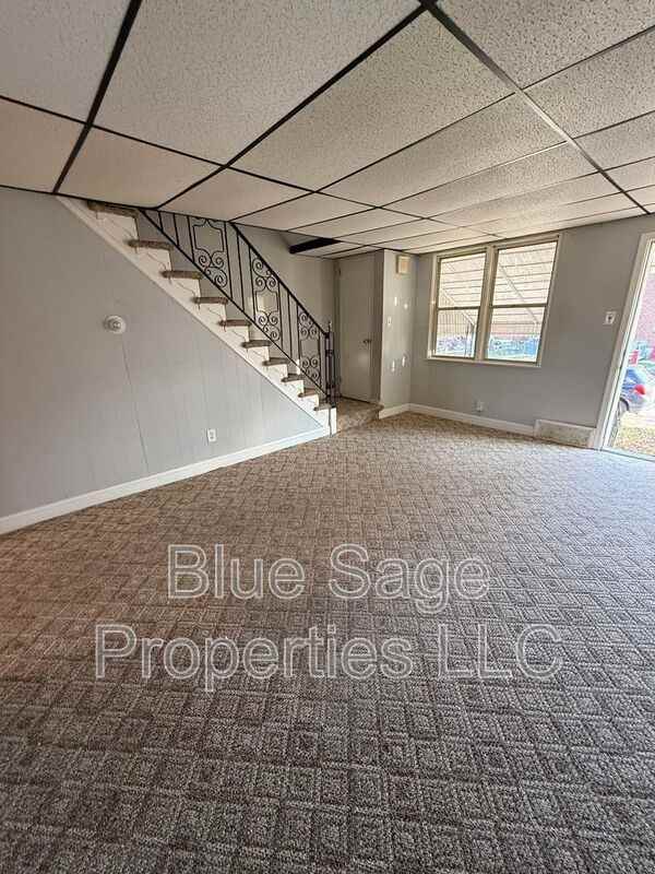 37 Concord Rd - Photo 3 of 16