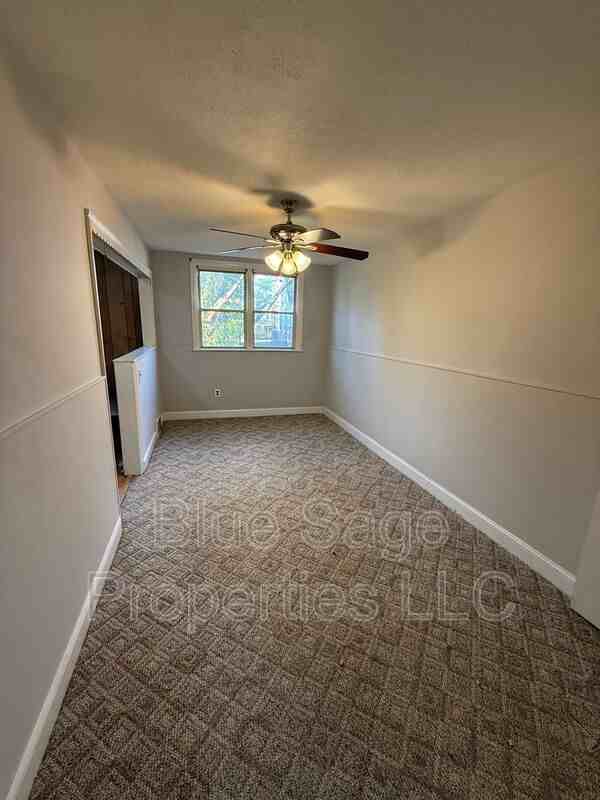 37 Concord Rd - Photo 4 of 16