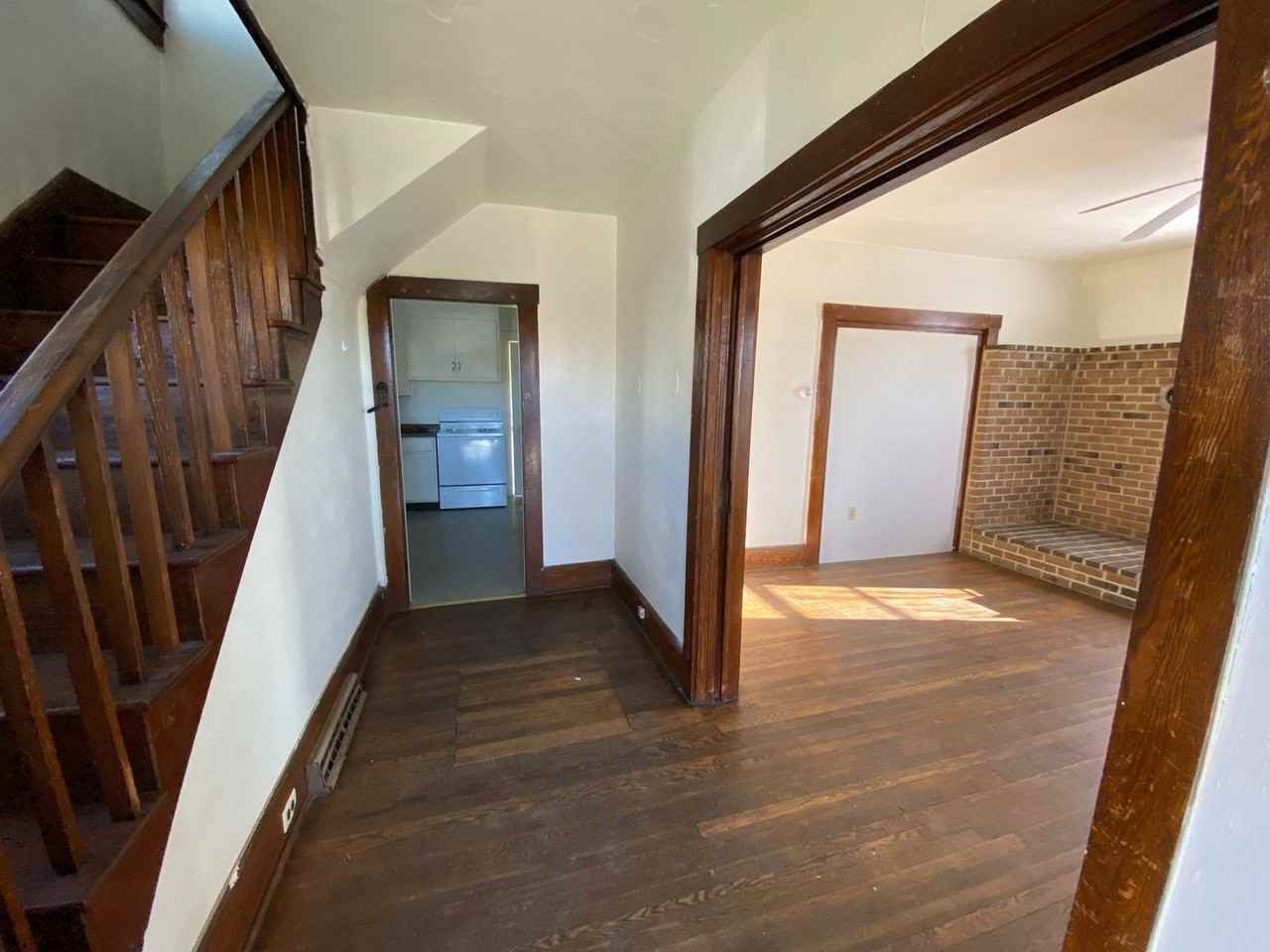 332 Old South High St - Photo 2 of 15