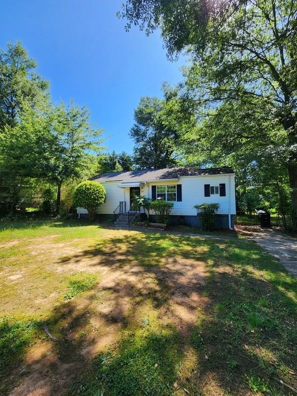 104 East Acres Drive