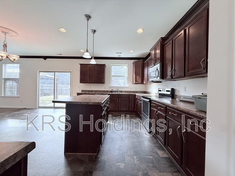 2736 Shepherd Valley St - Photo 6 of 29