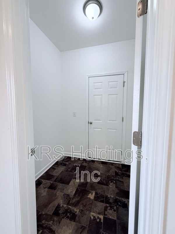 2736 Shepherd Valley St - Photo 7 of 29
