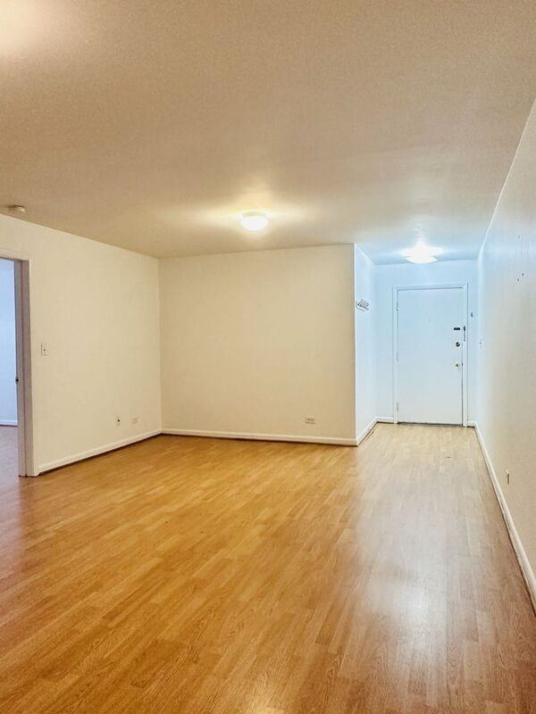 426 17th Street Northwest #4 - Photo 6 of 17