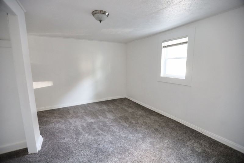 1000 Jennette Avenue Northwest - Photo 7 of 10