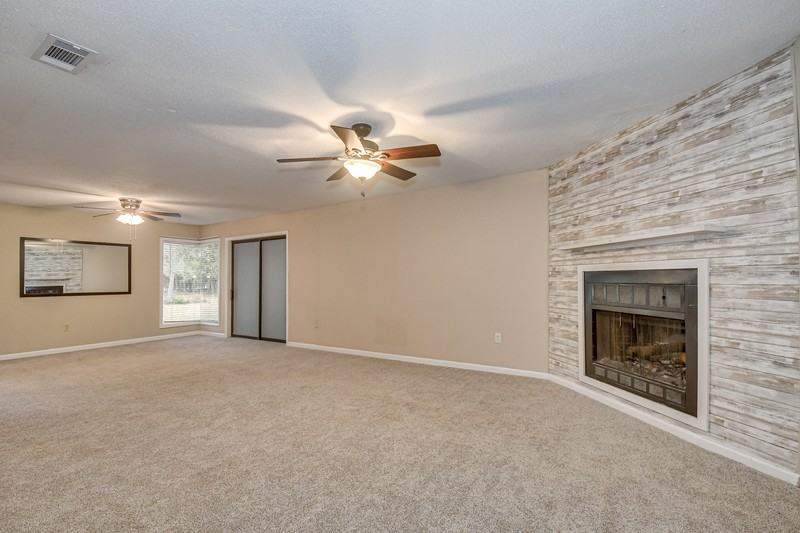 4410 Goshen Lake Drive South - Photo 6 of 30