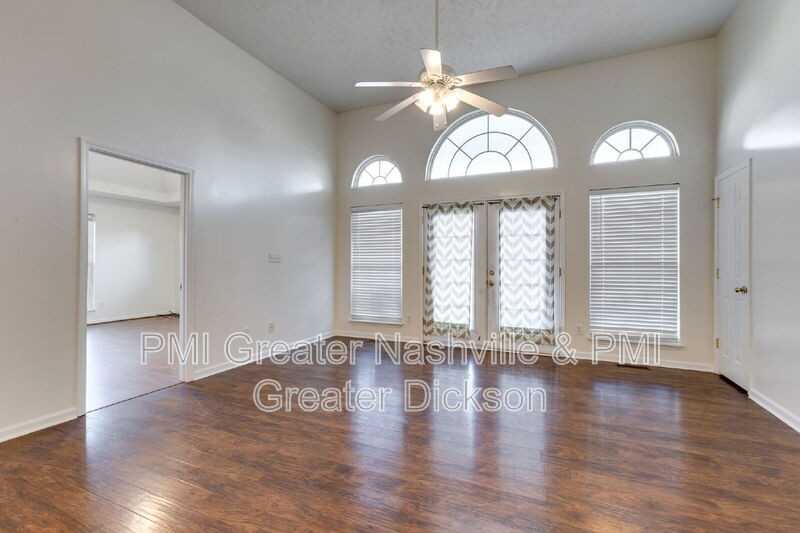 175 Station Dr - Photo 7 of 24