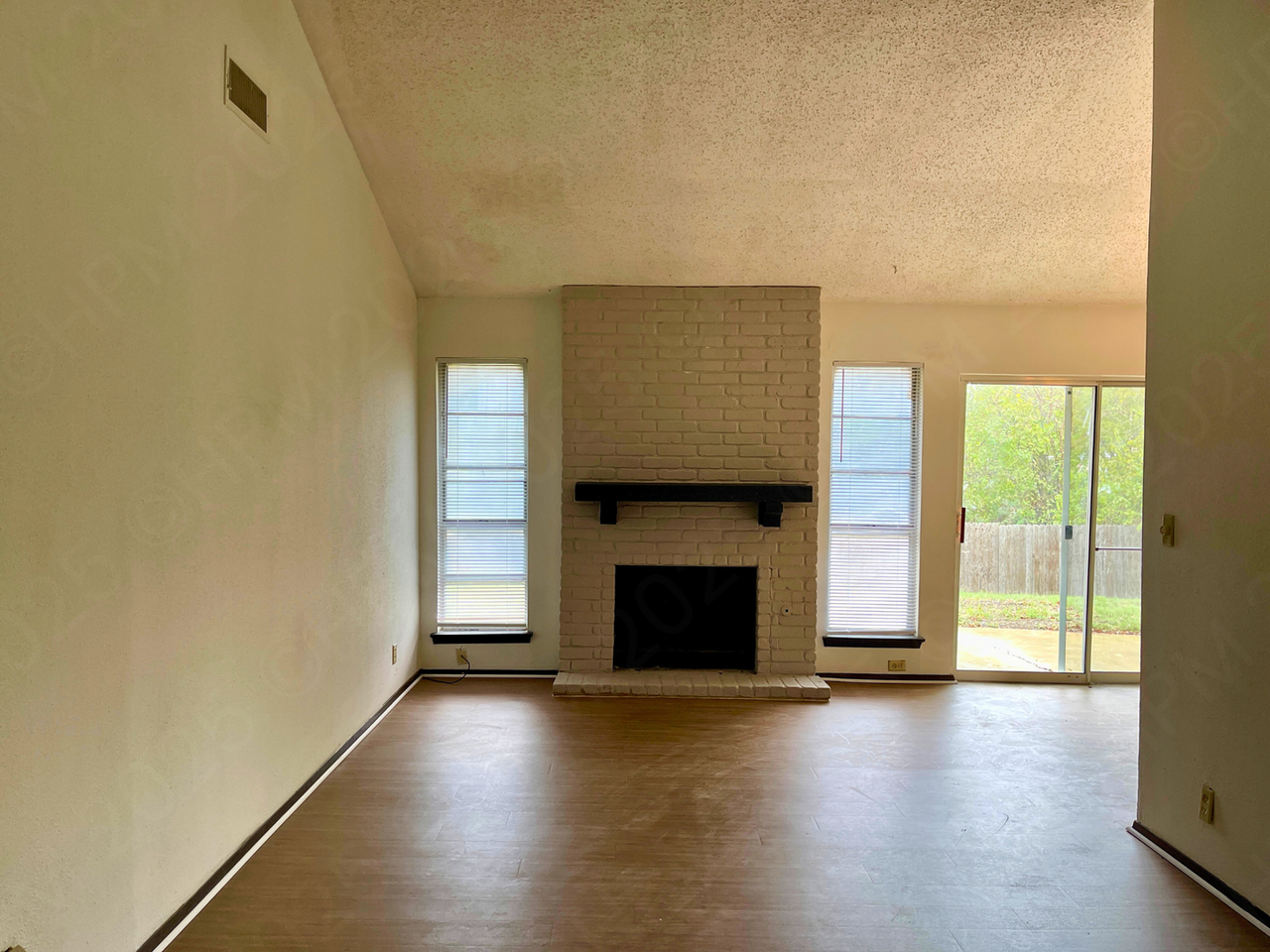 9702 Bay Vw - Photo 5 of 16