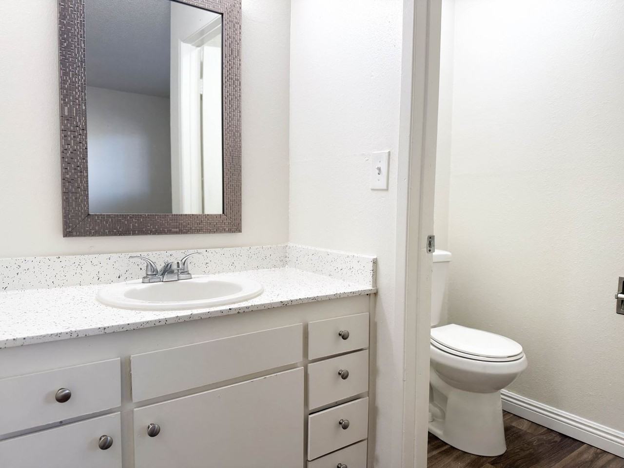 Winter Gardens | 1 & 2 Bedroom Apartments with Parking and Sparkling Pool! - Photo 6 of 50