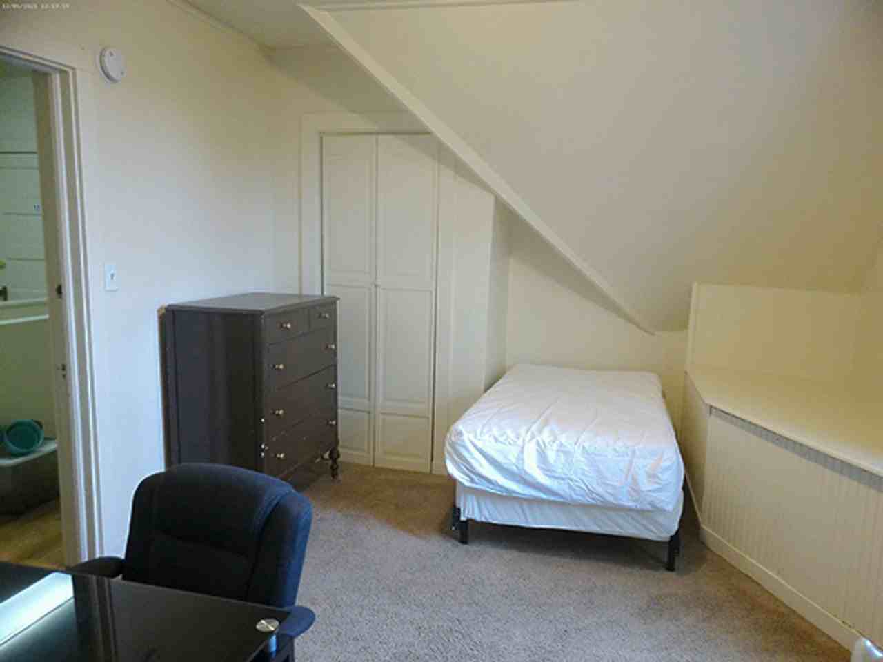 113 Comstock Place #9 - Photo 6 of 17