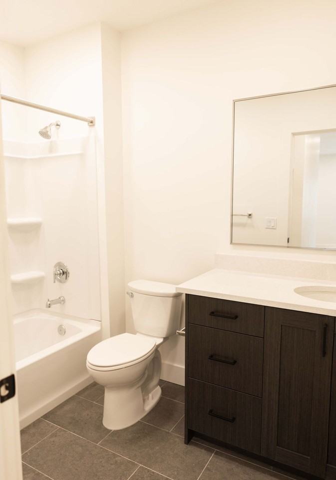 Valley Apartments - Photo 4 of 32