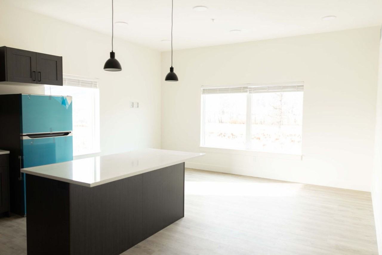 Valley Apartments - Photo 6 of 32