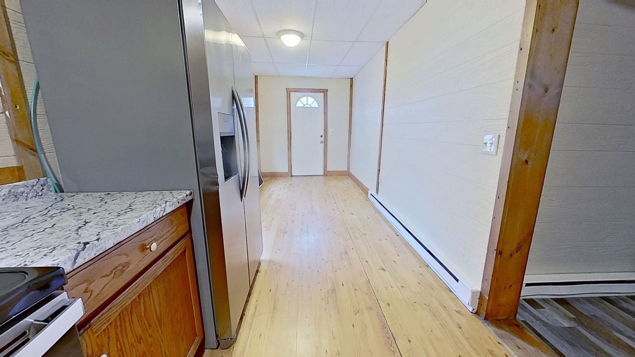 31 East High Street - Photo 5 of 7