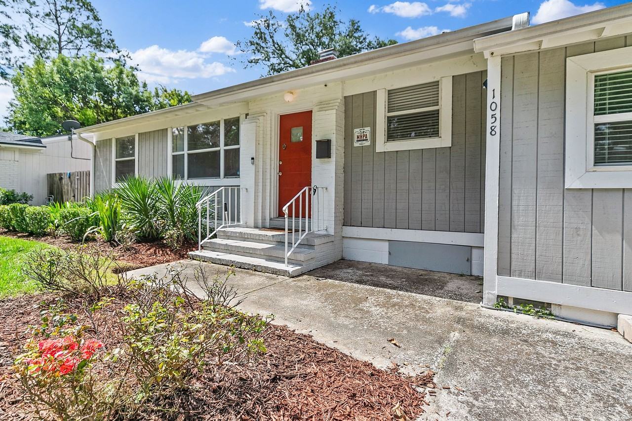 1058 Willis Drive - Photo 3 of 14