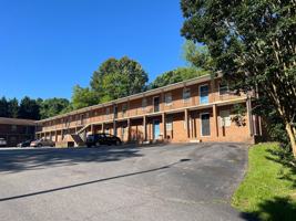 featured image of 215 Hurt Street