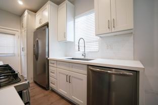 1603 South Gramercy Place #1/4 - Photo 1 of 1