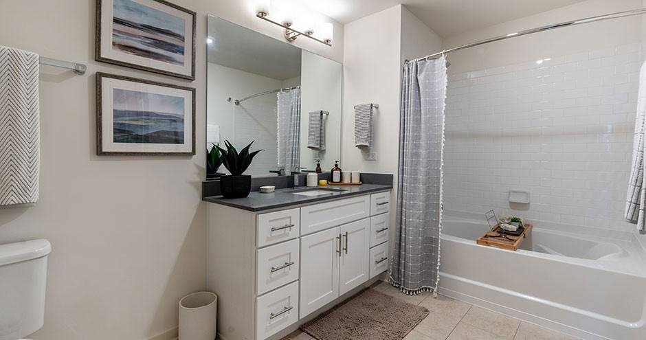 Deer Park Crossing Apartments - Photo 5 of 45