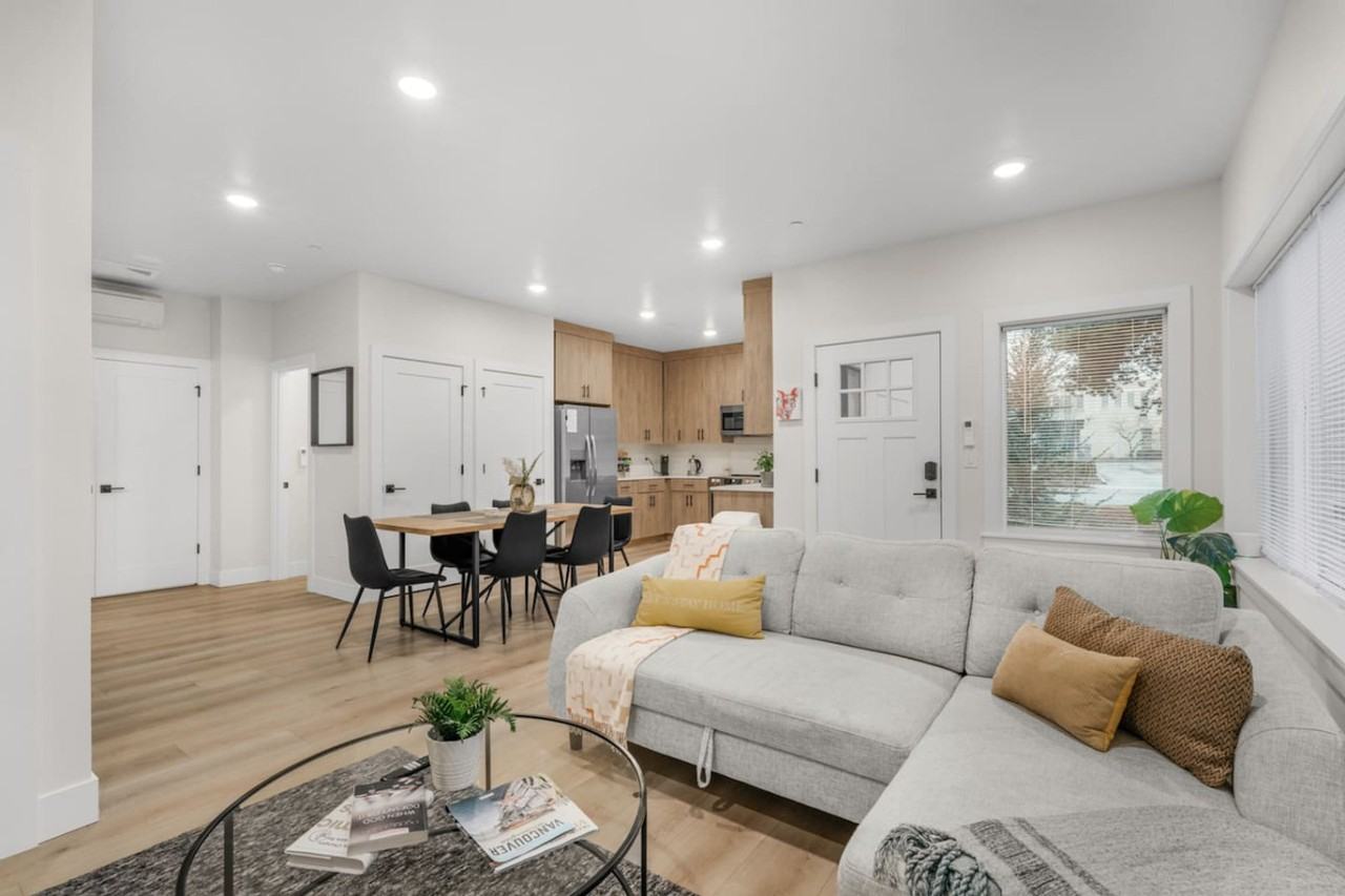 3505 Creston Ave #1334338P - Photo 2 of 32