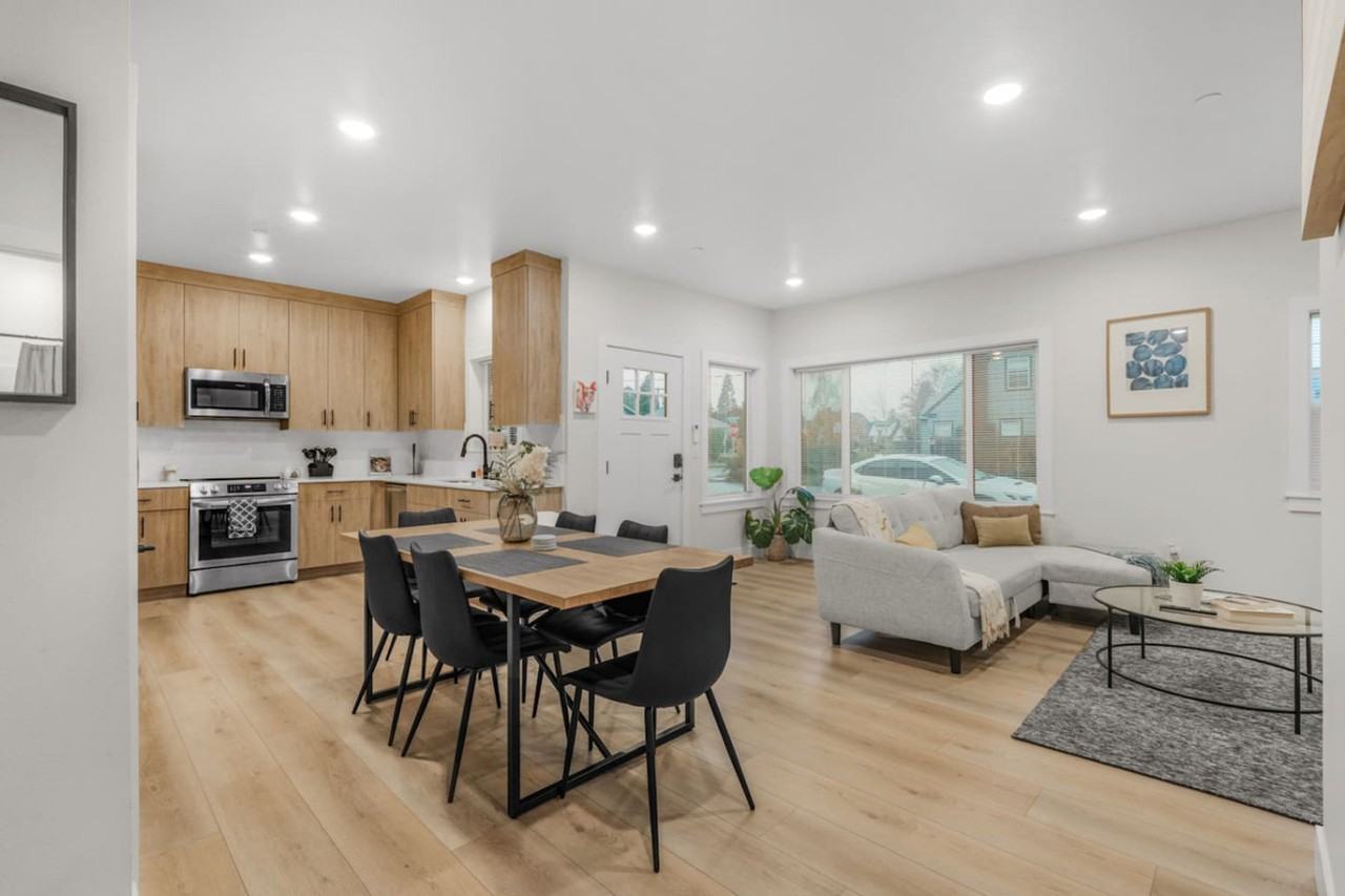 3505 Creston Ave #1334338P - Photo 4 of 32