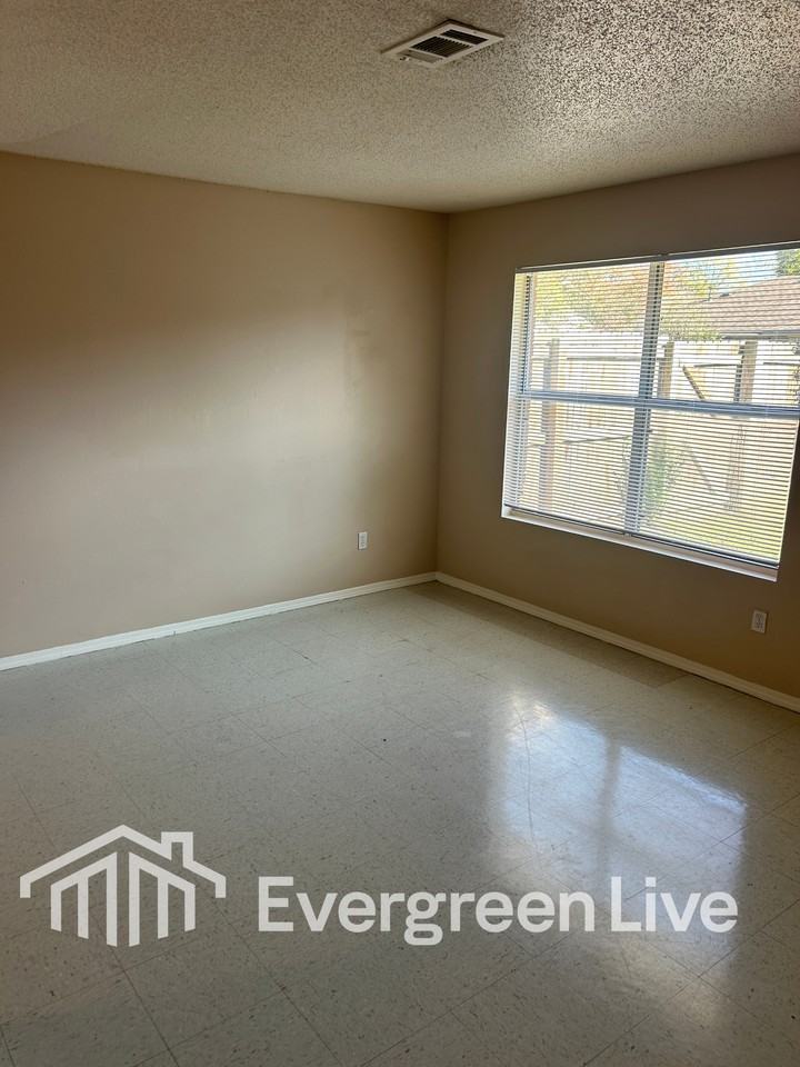 64 Boreal Ct - Photo 6 of 32