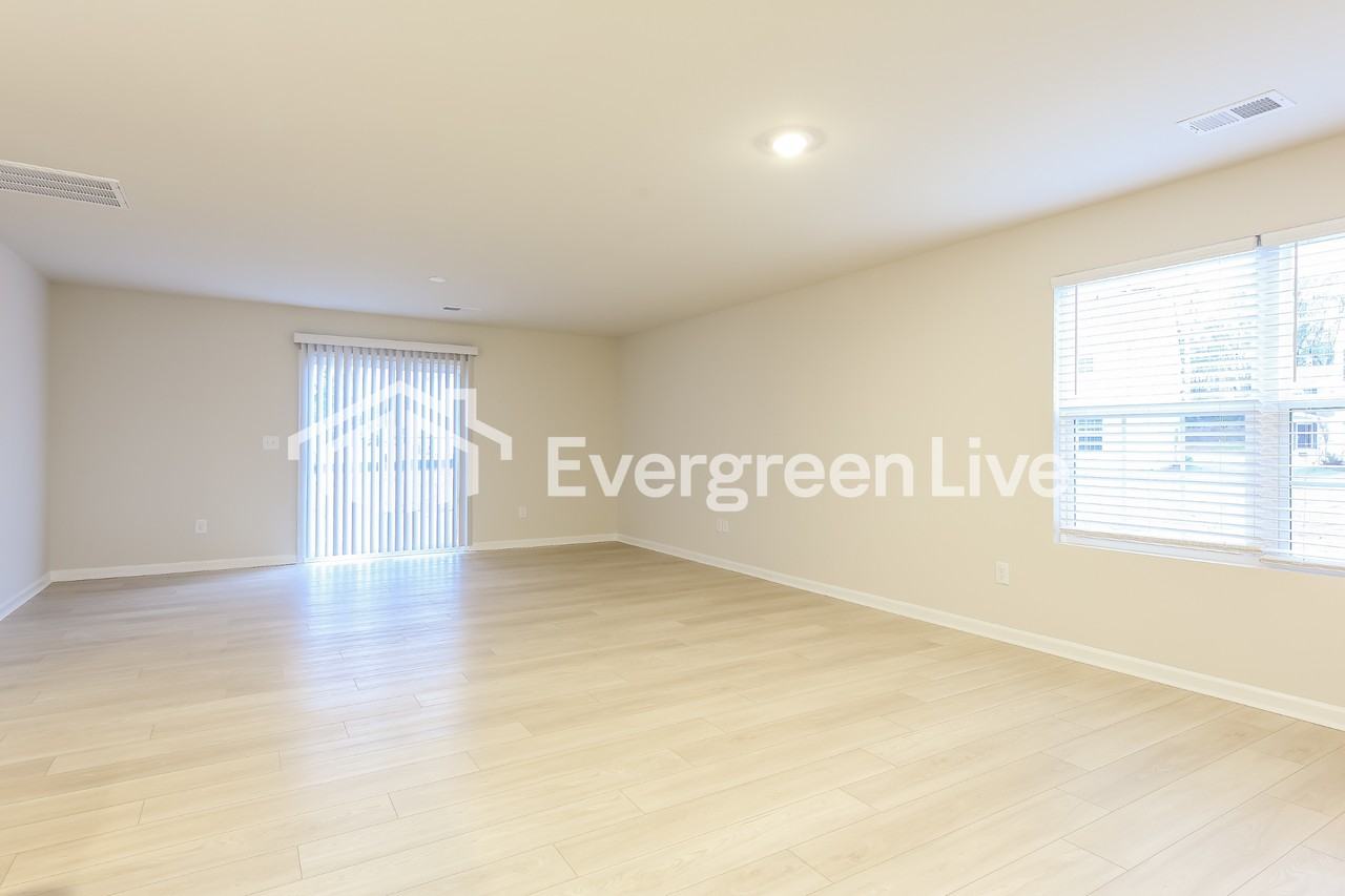 102 Branch Pass Drive - Photo 4 of 16