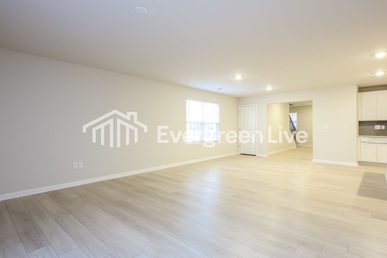 102 Branch Pass Drive - Photo 5 of 16