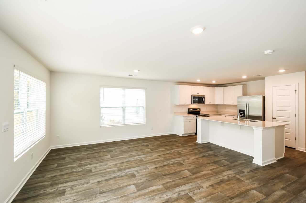 74 Striker Rd - Photo 7 of 50