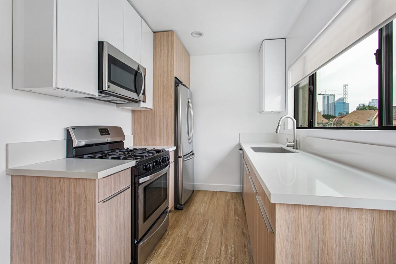 1949 Park Grove Avenue #5 - Photo 2 of 27