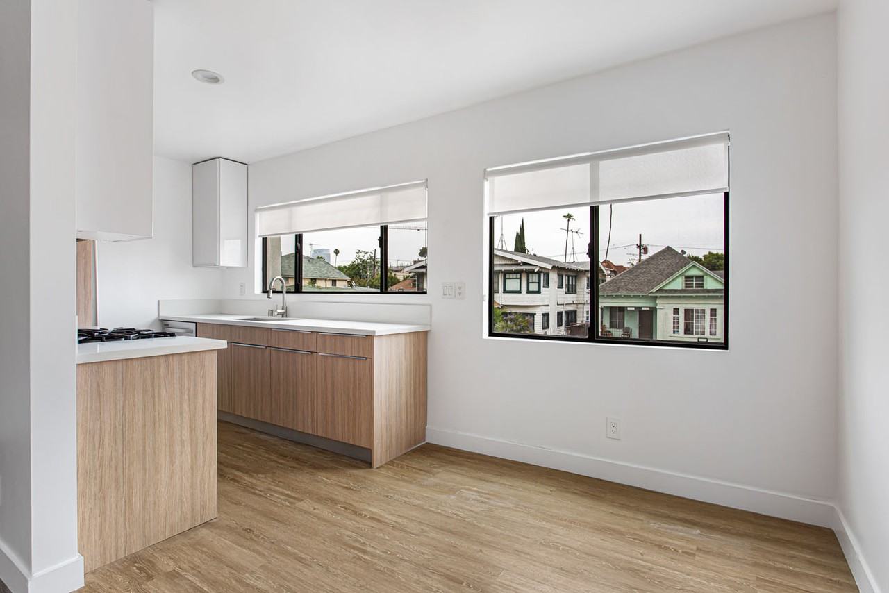 1949 Park Grove Avenue #5 - Photo 4 of 27