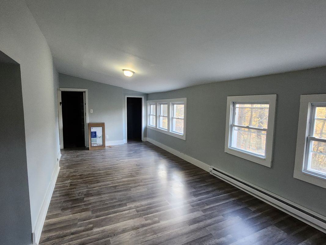 52 Seventh St - Photo 7 of 11