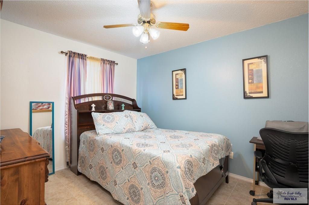 221 Santa Lorraine Avenue - Photo 2 of 22
