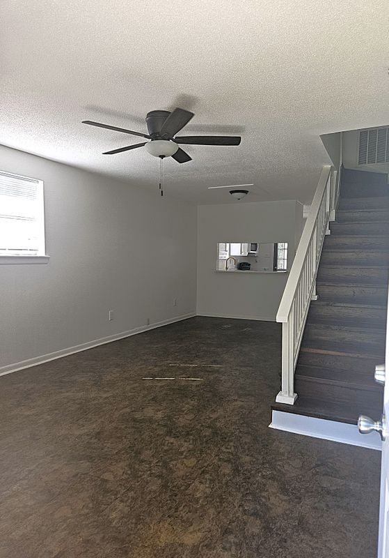 20121 Helenbirg Rd ##1 - Photo 2 of 15