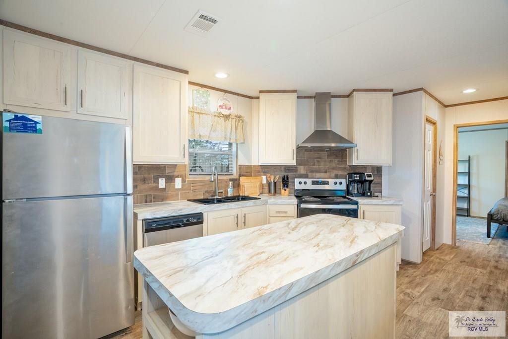 32769 East Brown Tract Road - Photo 3 of 27