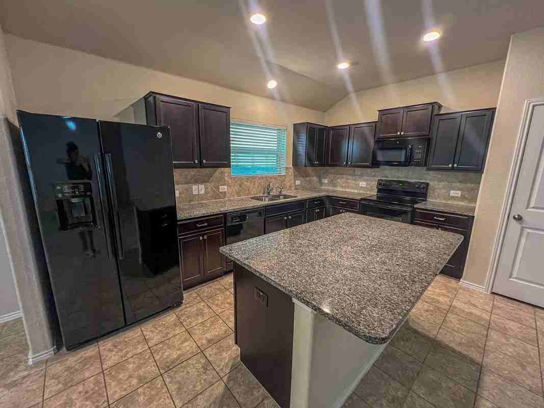 324 Druse Lane - Photo 6 of 29