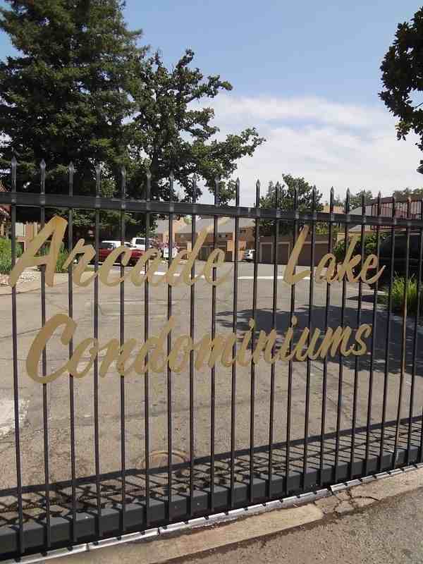 7953 Arcade Lake Lane - Photo 4 of 28