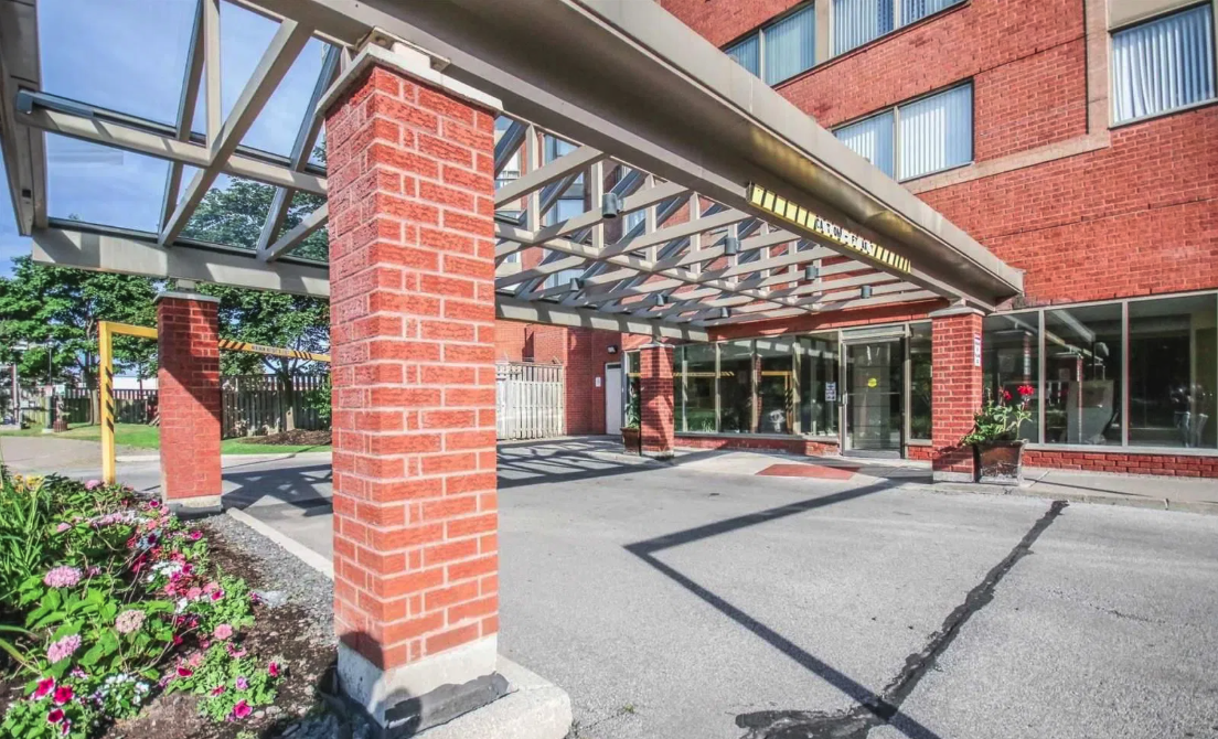 2466 Eglinton Avenue East - Photo 2 of 21