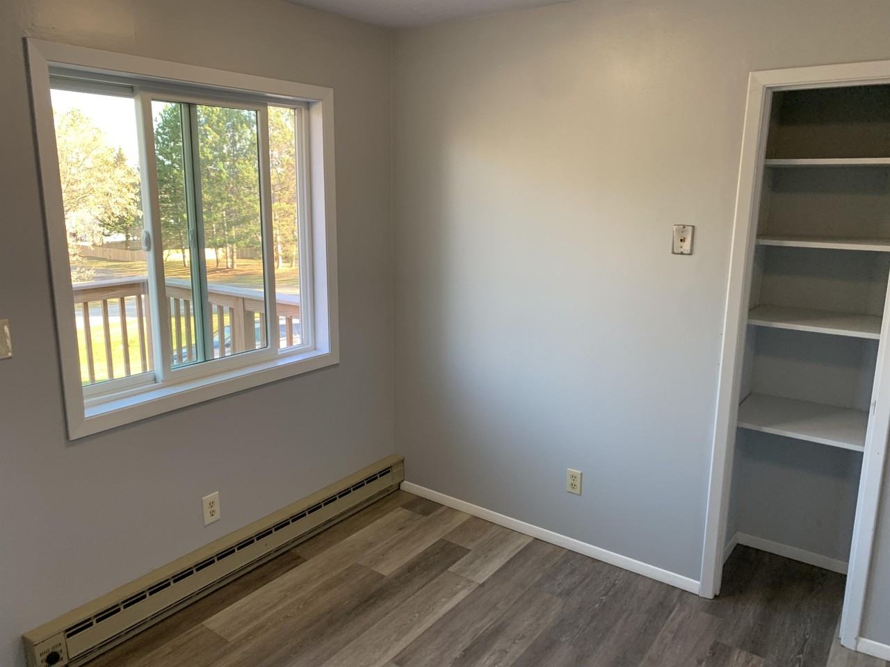 Parkwood Coleraine - Photo 7 of 8