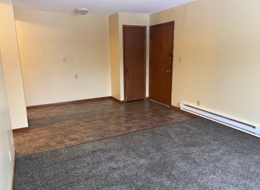 1810 A Ave - Photo 3 of 18