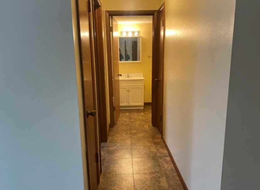 1810 A Ave - Photo 5 of 18