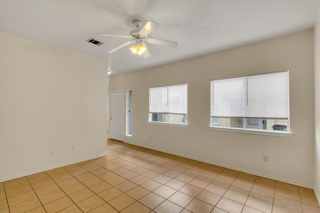 885 Sagewood Trail - Photo 4 of 21