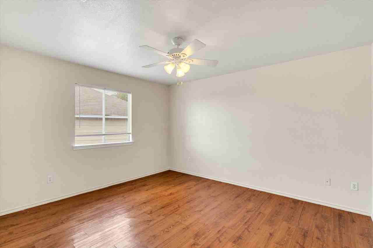 885 Sagewood Trail - Photo 5 of 21