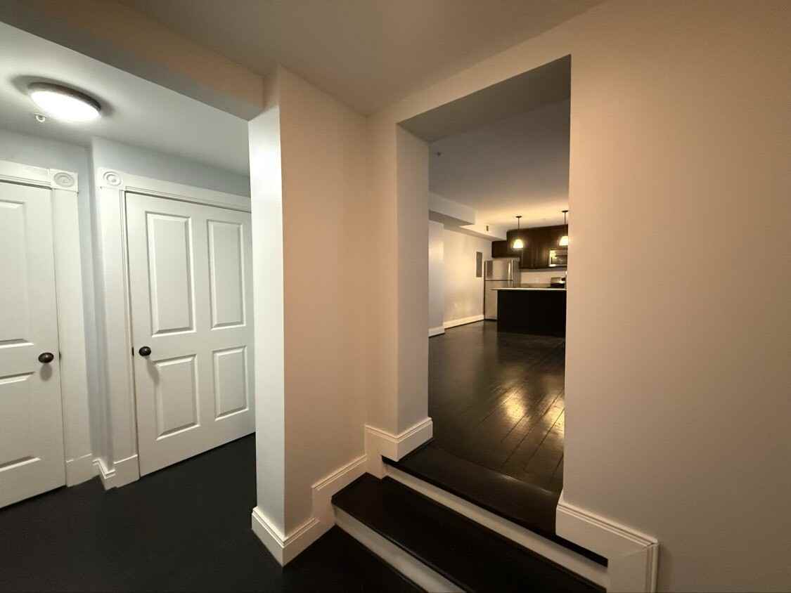 Tyson - Photo 3 of 7