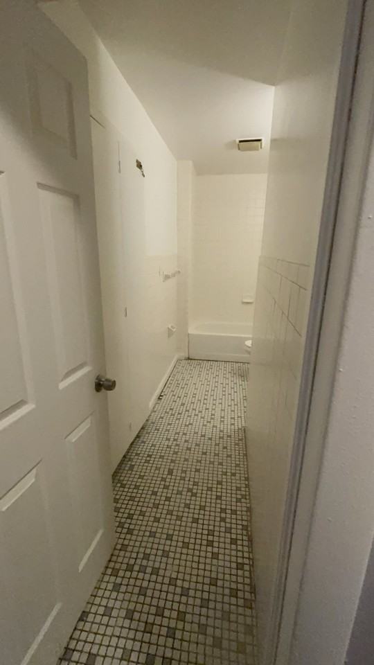 311-323 Clinton Avenue - Photo 3 of 7