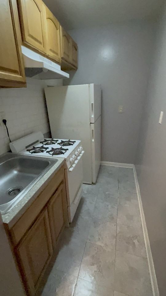 311-323 Clinton Avenue - Photo 7 of 7