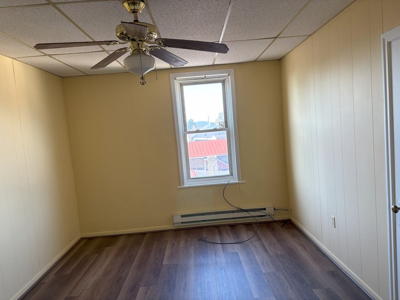 1007 Mt Laurel Rd - Photo 2 of 8