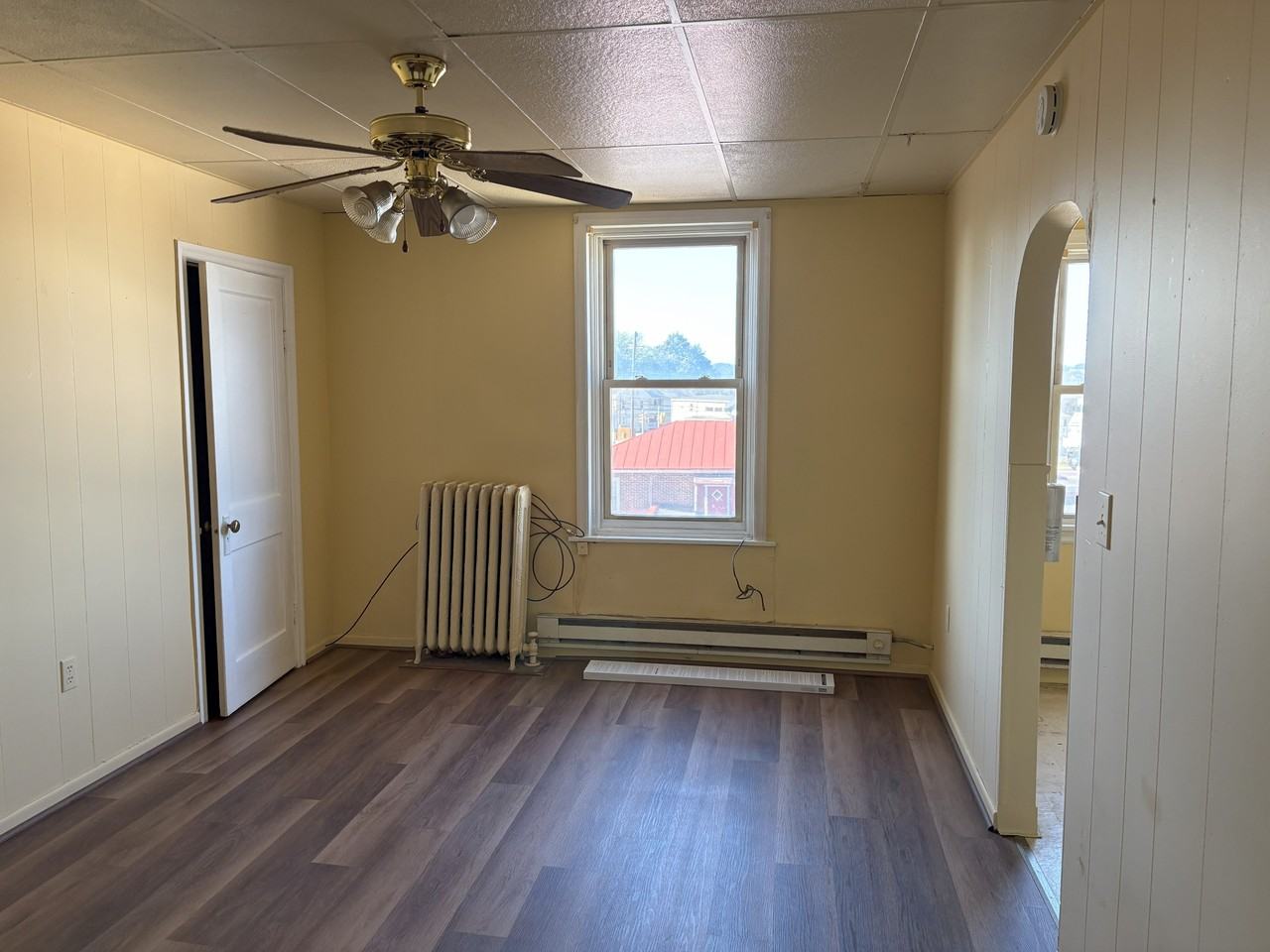 1007 Mt Laurel Rd - Photo 3 of 8