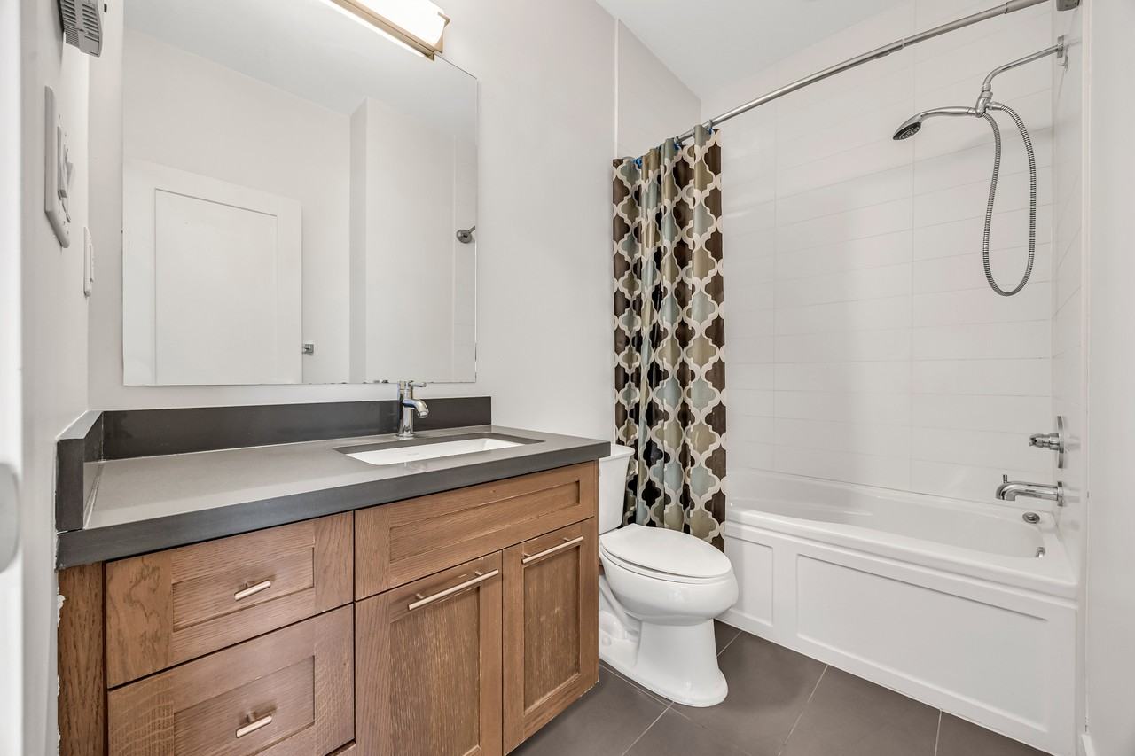 827 Roderick Avenue #403 - Photo 5 of 22