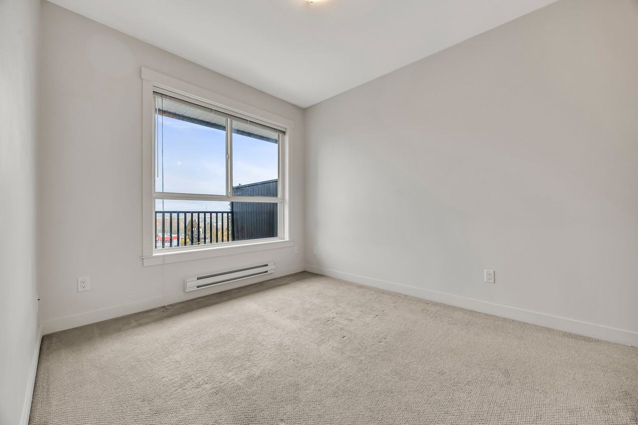 827 Roderick Avenue #403 - Photo 7 of 22