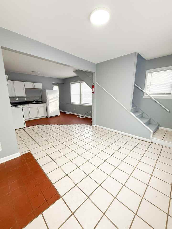 142 - 146 Hutchinson - Photo 3 of 10