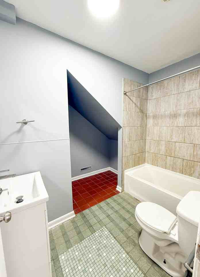 142 - 146 Hutchinson - Photo 6 of 10